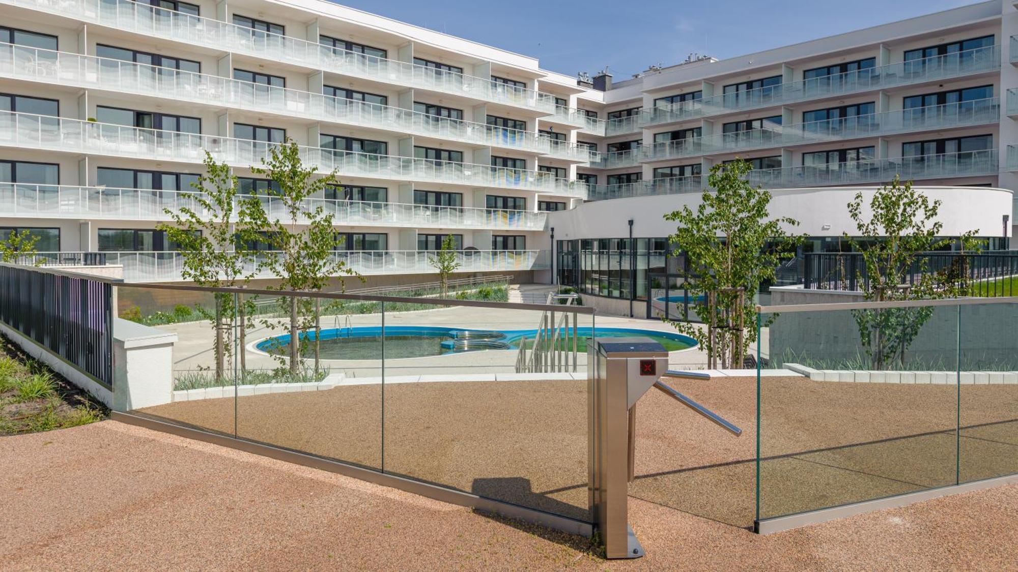 Apartament Lux Tukan B003, Polanki Aqua - Holiday City Kolobrzeg Exterior photo
